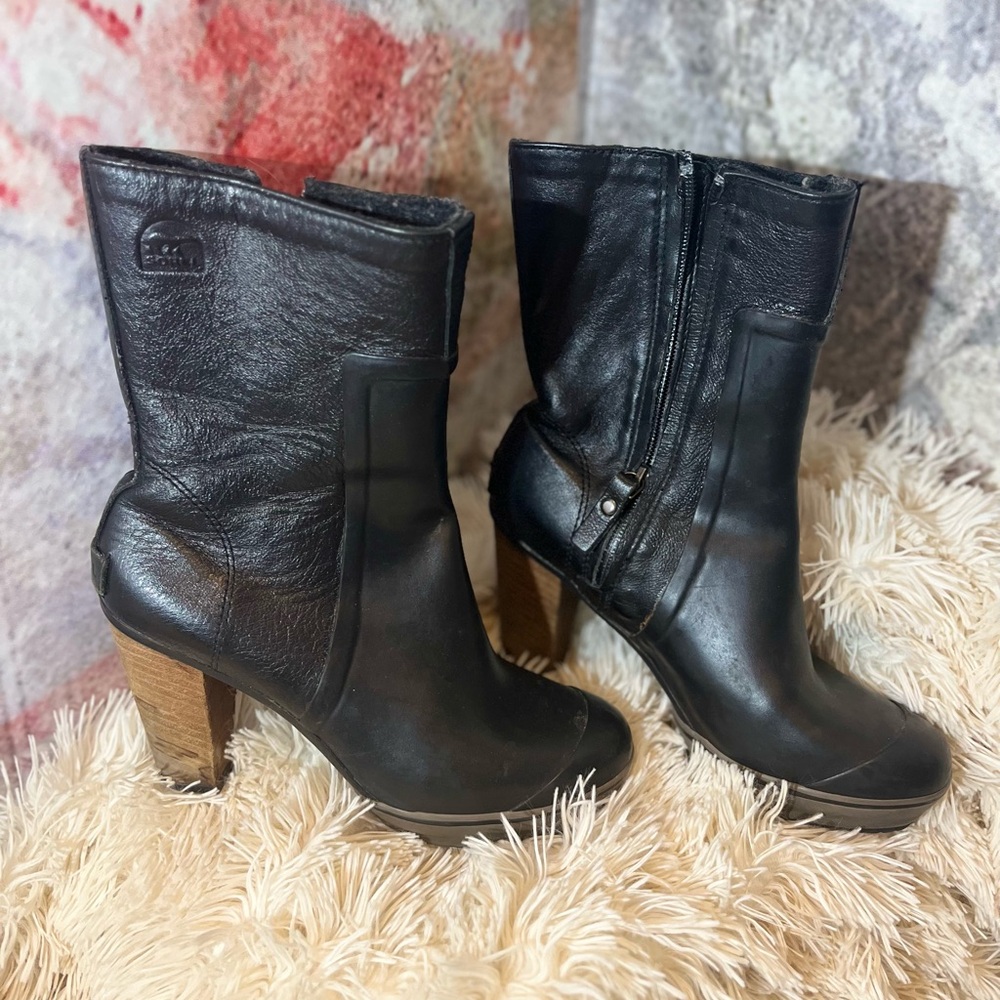 Sorel. Rare Black Medina Tall Heeled Rain Boots Women’s Size 8.5